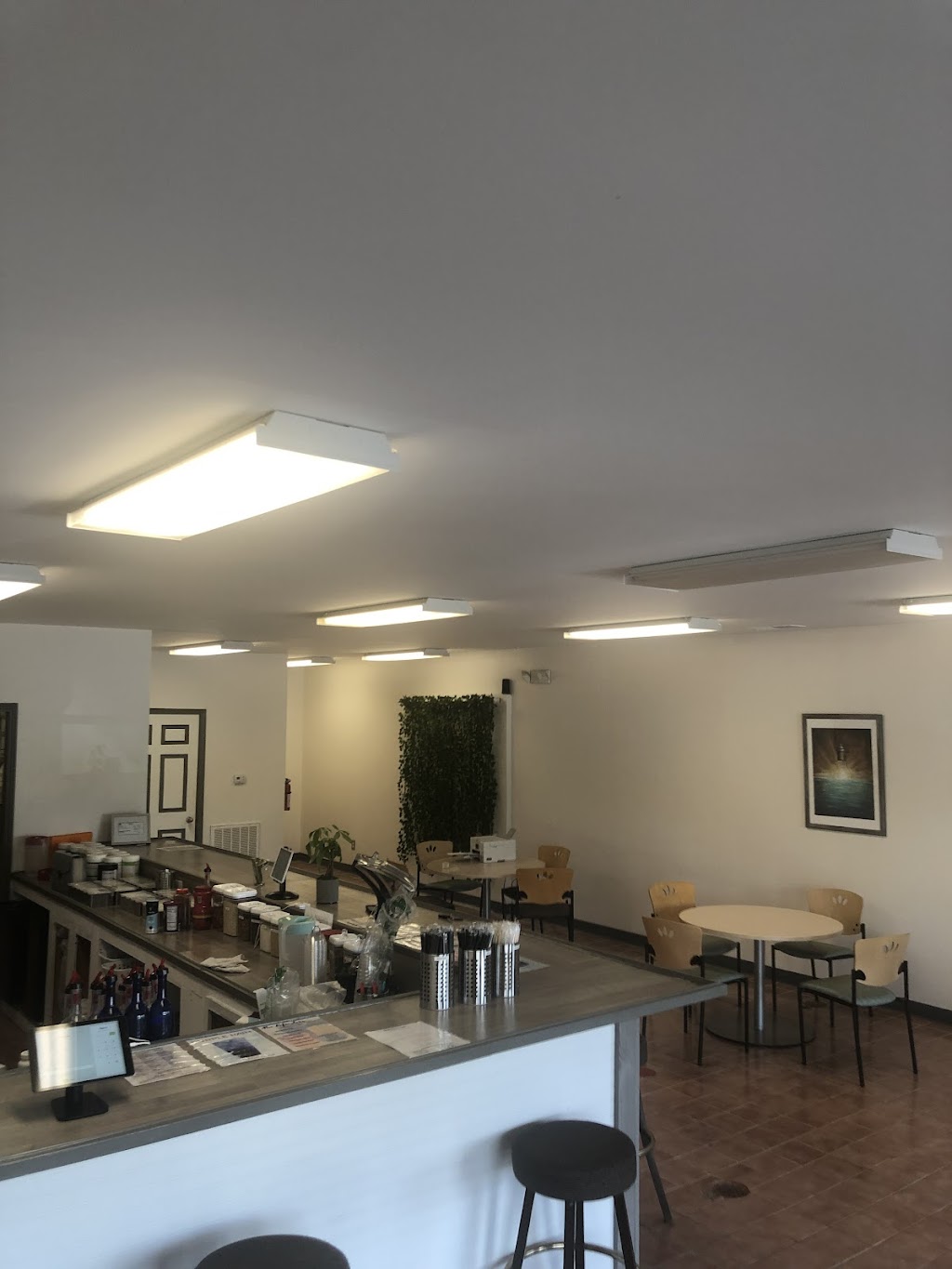 Energy Oasis | restaurant | 80 s. S.R. 135, Bargersville, IN 46106, USA | 3174580796 OR +1 317-458-0796