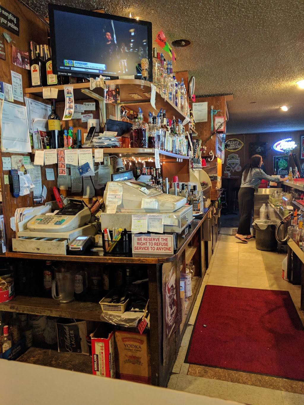 Bubbas Place | restaurant | 21237 84th Ave S, Kent, WA 98032, USA | 2538728854 OR +1 253-872-8854