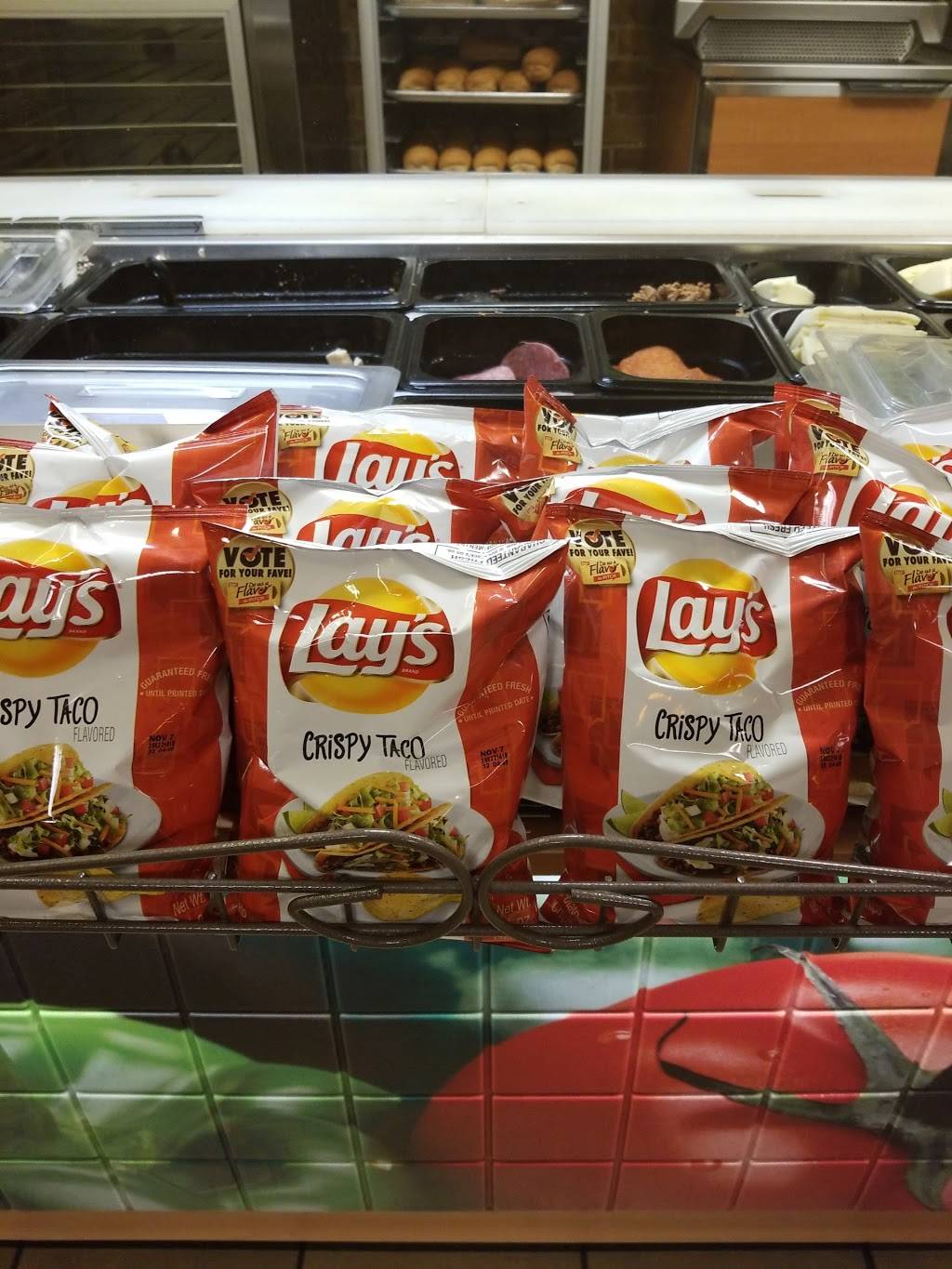 Subway | restaurant | 283 CT-12, Groton, CT 06340, USA | 8604408077 OR +1 860-440-8077