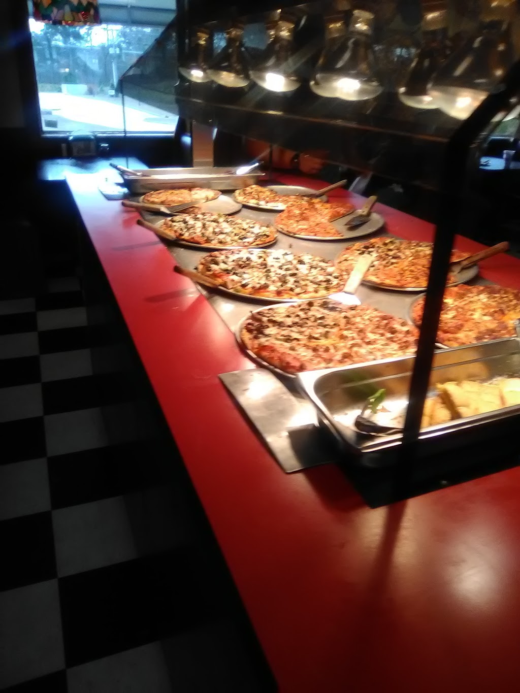 Johnnys Pizza House | meal delivery | 717 Sterlington Hwy, Farmerville, LA 71241, USA | 3183682278 OR +1 318-368-2278