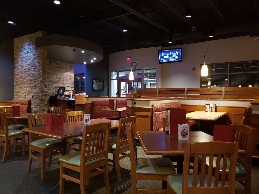Boston Pizza | restaurant | 25 Cinemart Dr, Scarborough, ON M1B 3C3, Canada | 4162820770 OR +1 416-282-0770