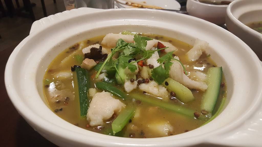 Fast & Tasty | restaurant | 937 N Semoran Blvd, Orlando, FL 32807, USA | 4077371111 OR +1 407-737-1111