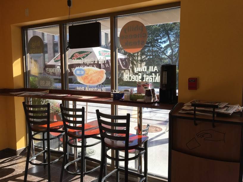 MyBURGER | restaurant | 2 Duke St E, Kitchener, ON N2H 2L7, Canada | 5198837500 OR +1 519-883-7500