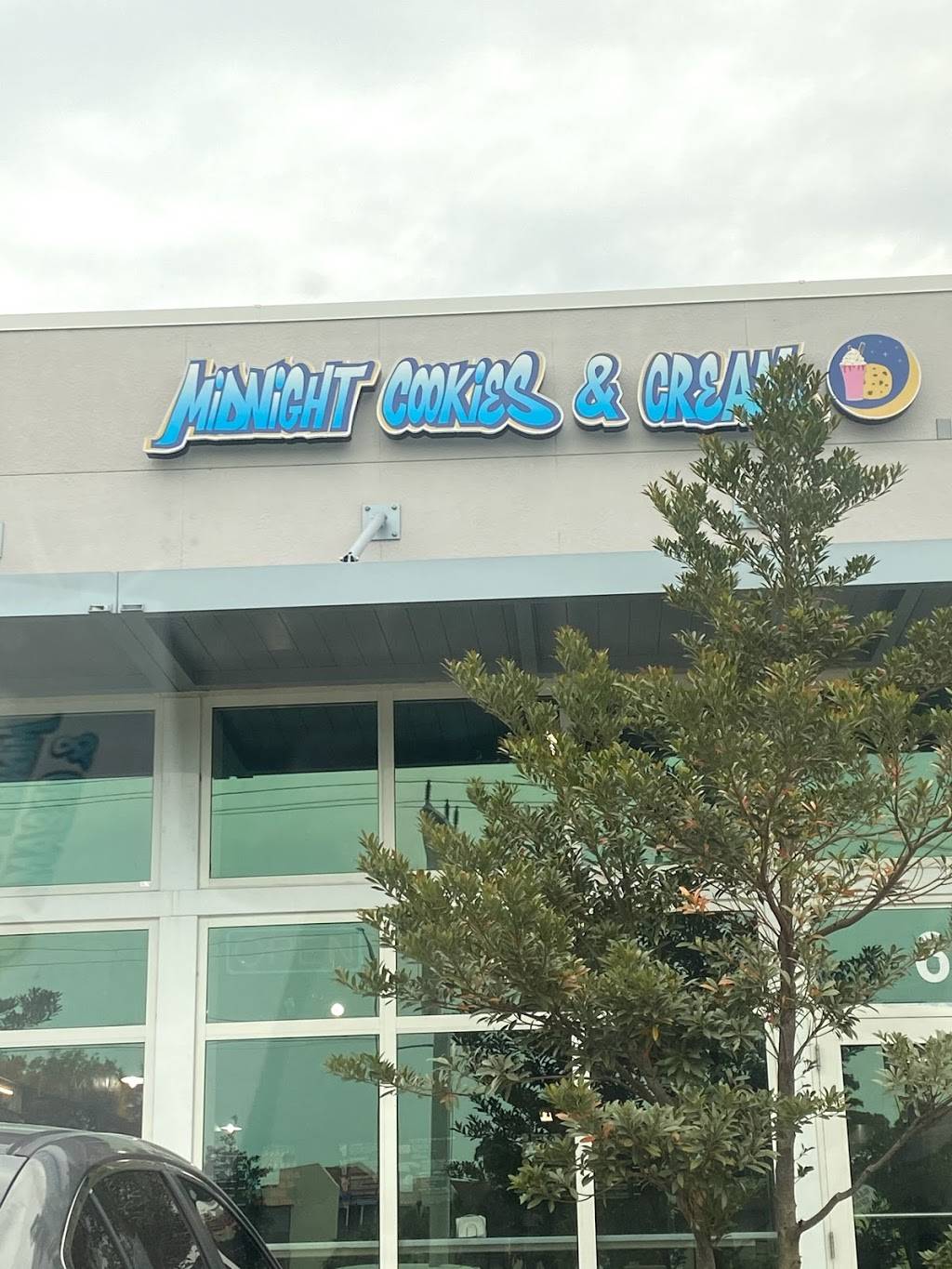 Midnight Cookies and Cream - Tamarac | restaurant | 6526 N University Dr, Tamarac, FL 33321, USA | 9543666073 OR +1 954-366-6073