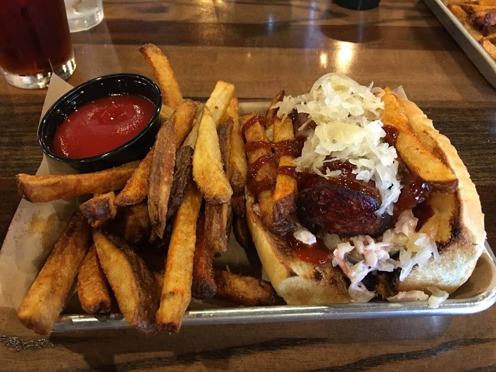 Rascals Tavern | restaurant | 2270 Golden Gate Dr, Greensboro, NC 27405, USA | 3369445527 OR +1 336-944-5527