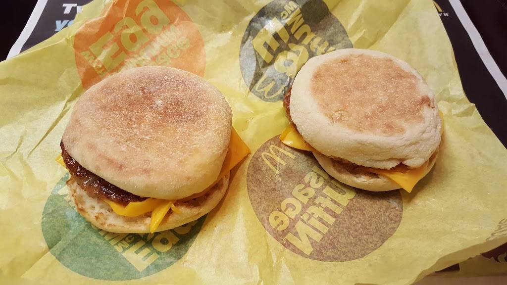 McDonalds | cafe | 410 N 13th St, Decatur, IN 46733, USA | 2607248812 OR +1 260-724-8812