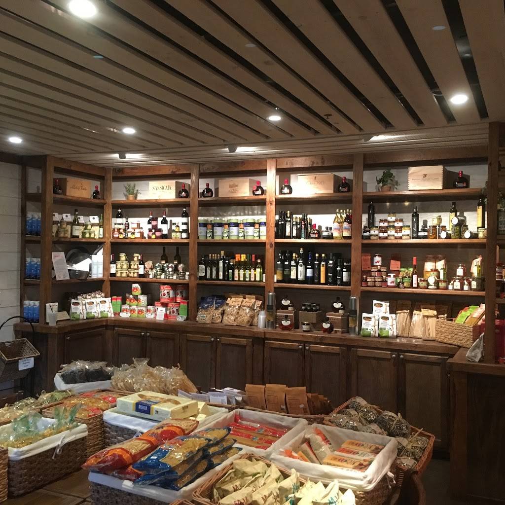 Michael Anthonys Cucina Italiana | restaurant | 37 New Orleans Rd, Hilton Head Island, SC 29928, USA | 8437856272 OR +1 843-785-6272