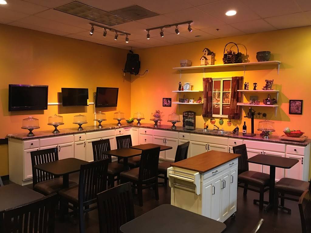 CALL ME CAKE SOUL FOOD | restaurant | 450 S Buffalo Dr #115 114, Las Vegas, NV 89145, USA | 7025707780 OR +1 702-570-7780