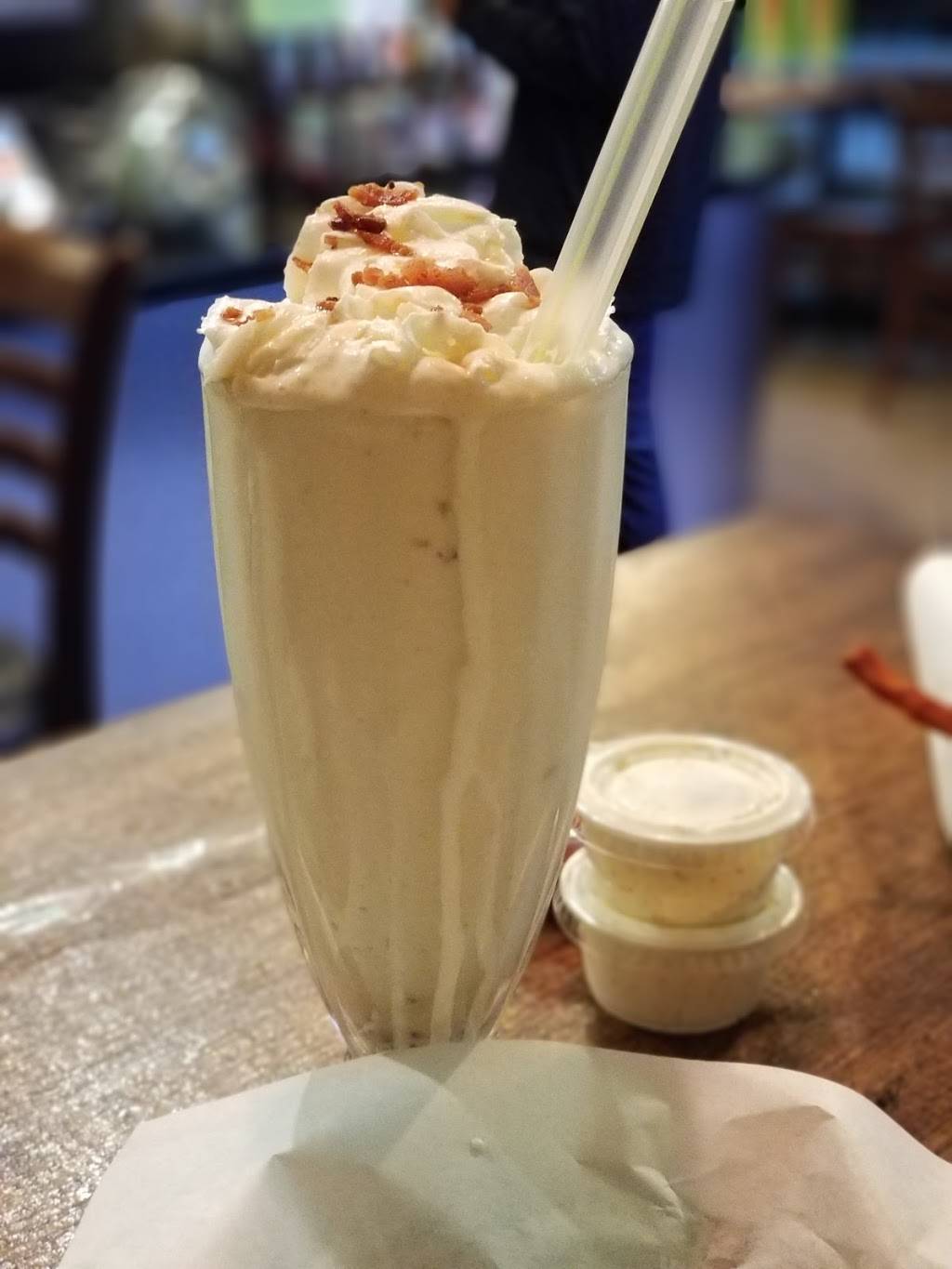 The Krave Kobe Burger Grill | restaurant | 630 S Grand Ave, Glendora, CA 91740, USA | 6268527773 OR +1 626-852-7773