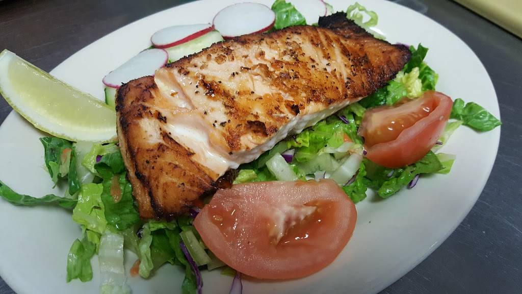 Woodcleft Crabshack | restaurant | 150 Woodcleft Ave, Freeport, NY 11520, USA | 5168686198 OR +1 516-868-6198