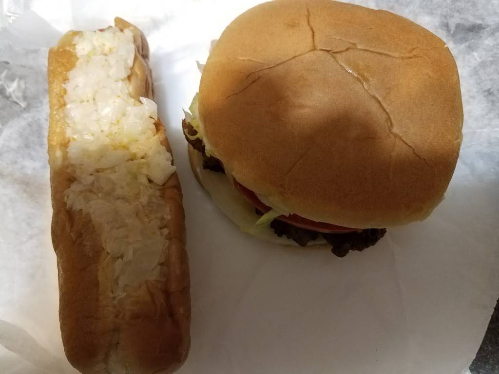 Jacks Quick Snack | restaurant | 101 Shelton St, Gretna, VA 24557, USA | 4346566325 OR +1 434-656-6325