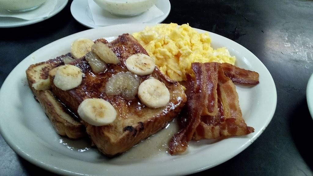 L. Maries Southern Cuisine | restaurant | 3160 Cobb Pkwy NW #200, Kennesaw, GA 30152, USA | 7706941949 OR +1 770-694-1949