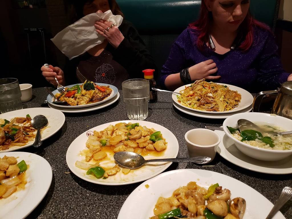 Panda Garden Restaurant | restaurant | 5500 Olympic Dr #104, Gig Harbor, WA 98335, USA | 2538582199 OR +1 253-858-2199