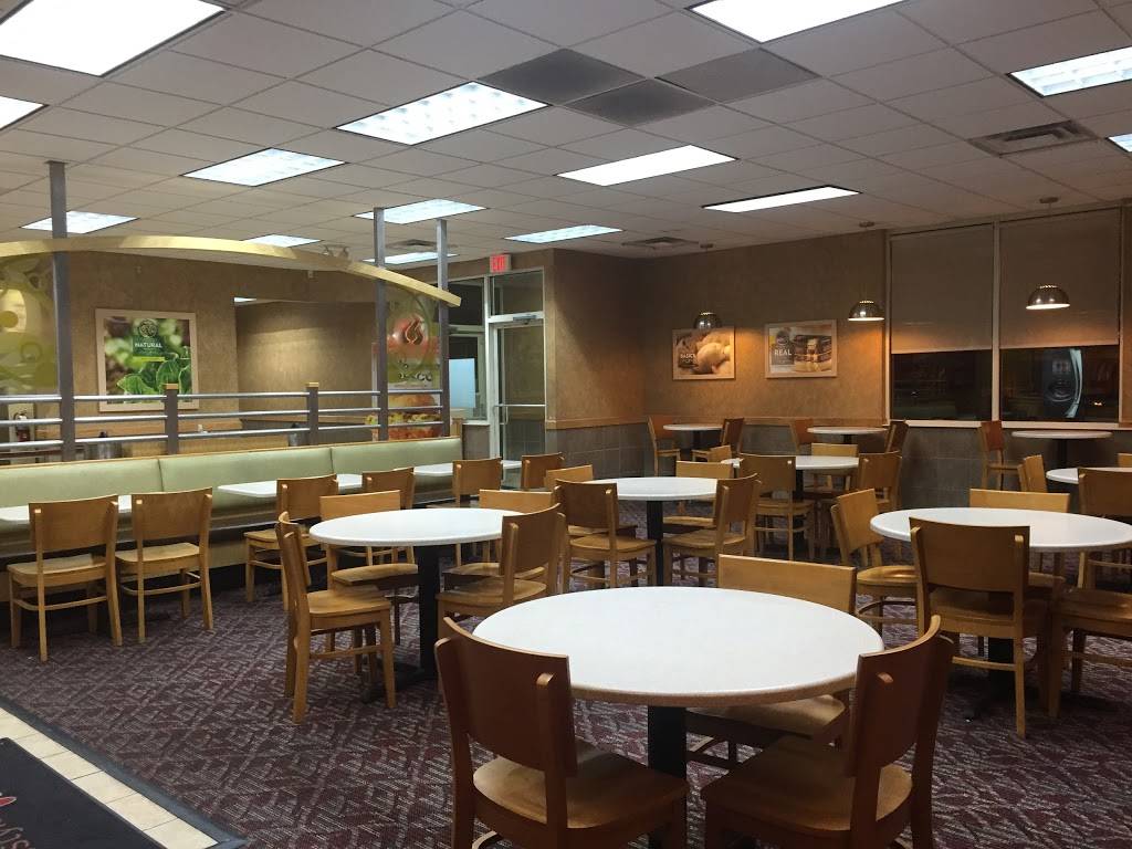 Wendys | restaurant | 16710 Southwest Fwy, Sugar Land, TX 77479, USA | 2812771661 OR +1 281-277-1661