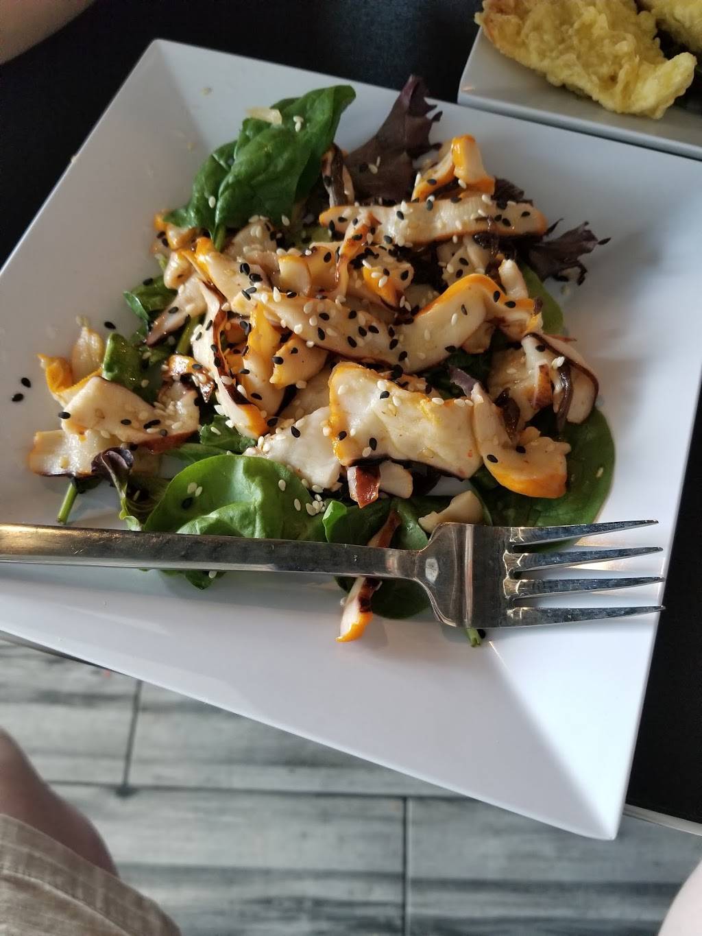 Rock n Roll Sushi Jackson | restaurant | 2046 Pleasant Plains Extension Suite A, Jackson, TN 38305, USA | 7312401400 OR +1 731-240-1400