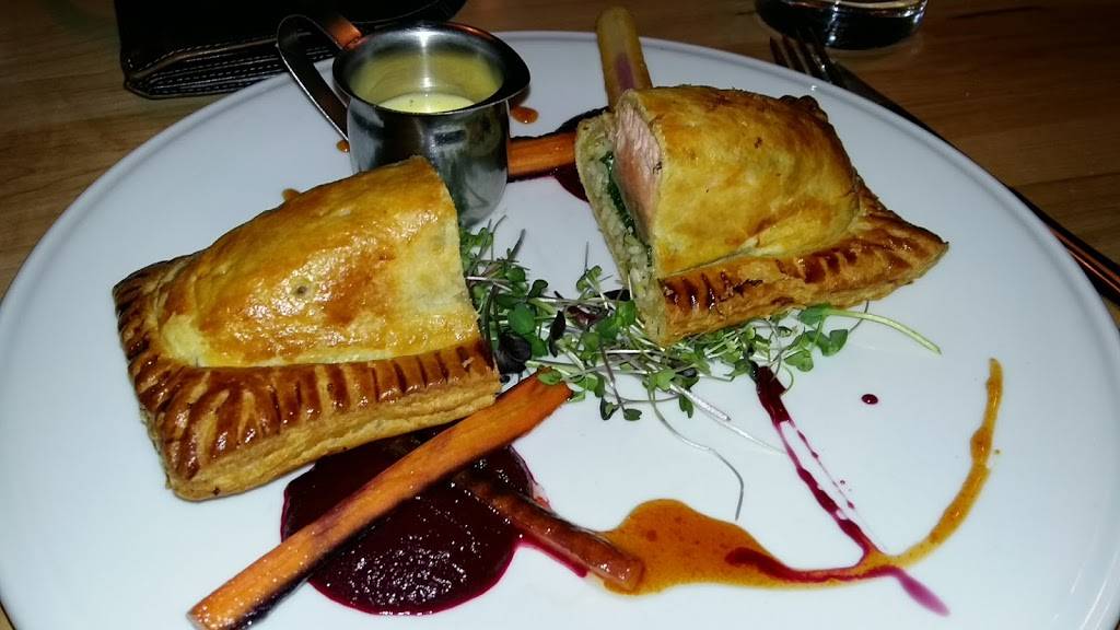 Restaurant Souvlaki Centre-Ville | restaurant | 338 Rue des Forges, Trois-Rivières, QC G9A 2H1, Canada | 8193712005 OR +1 819-371-2005