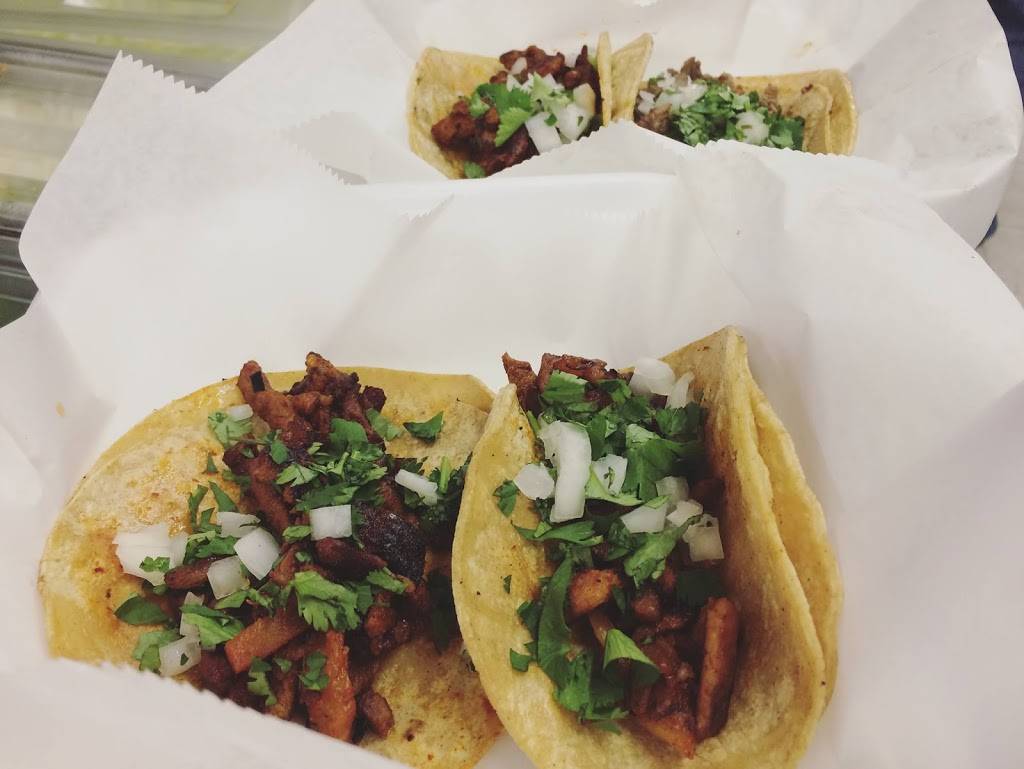 Taqueria Mexico Lindo | restaurant | 5442 W Forest Home Ave, Greenfield, WI 53220, USA | 4145454475 OR +1 414-545-4475