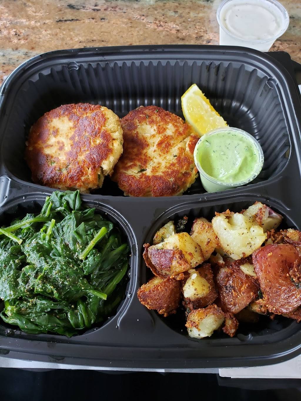 SoupDive | restaurant | 26051 W 12 Mile Rd, Southfield, MI 48034, USA | 2482296722 OR +1 248-229-6722