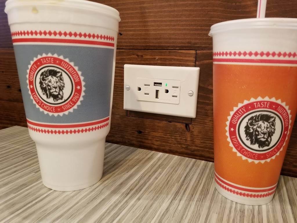 Lions Choice | restaurant | 4049 Little Blue Pkwy, Independence, MO 64057, USA | 8162375655 OR +1 816-237-5655