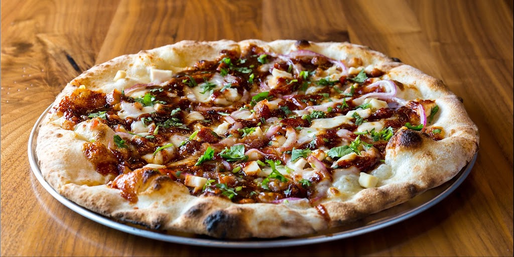 Smokin Oak Wood-Fired Pizza & Taproom | meal takeaway | 3959 N Steele Blvd Suite 152, Fayetteville, AR 72703, USA | 4794808900 OR +1 479-480-8900