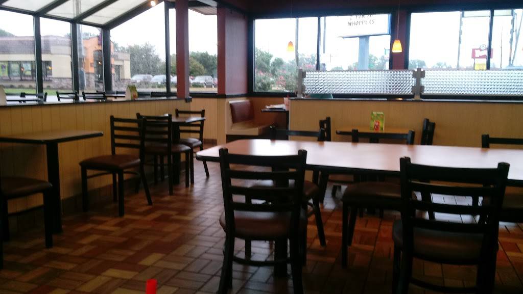 Burger King | restaurant | 2116 Lafayette St, Terre Haute, IN 47805, USA | 8124667408 OR +1 812-466-7408