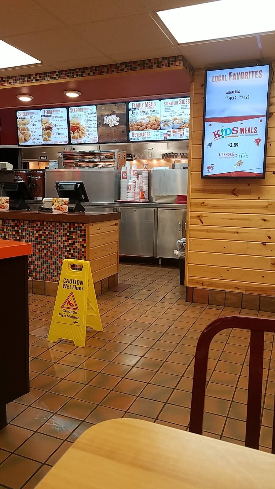 Popeyes Louisiana Kitchen | restaurant | 928 N Woodland Blvd, DeLand, FL 32720, USA | 3867383770 OR +1 386-738-3770