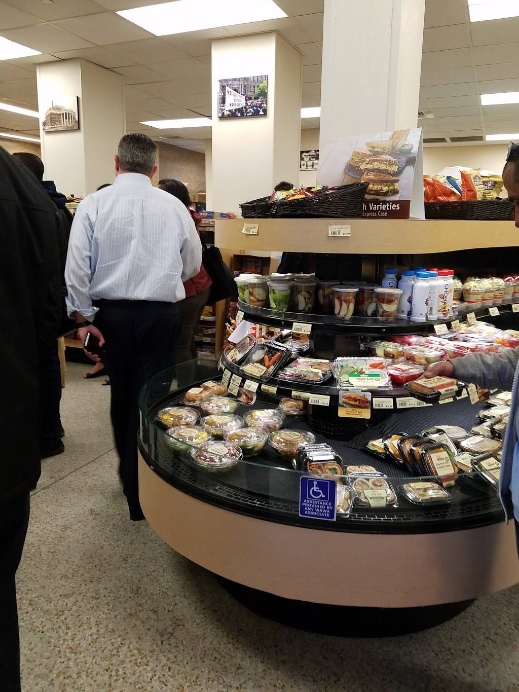 Wawa | cafe | 1707 Arch St, Philadelphia, PA 19103, USA | 2159779558 OR +1 215-977-9558