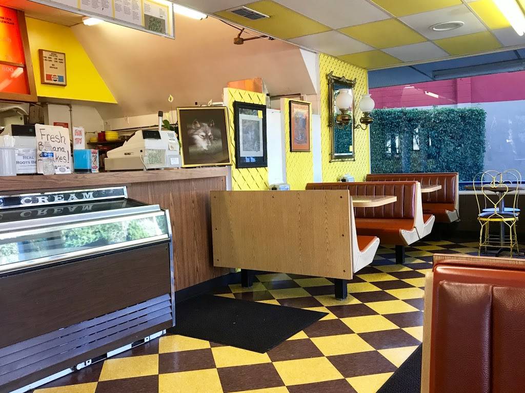 Giant Drive In | restaurant | 15840 Boones Ferry Rd, Lake Oswego, OR 97035, USA | 5036360255 OR +1 503-636-0255