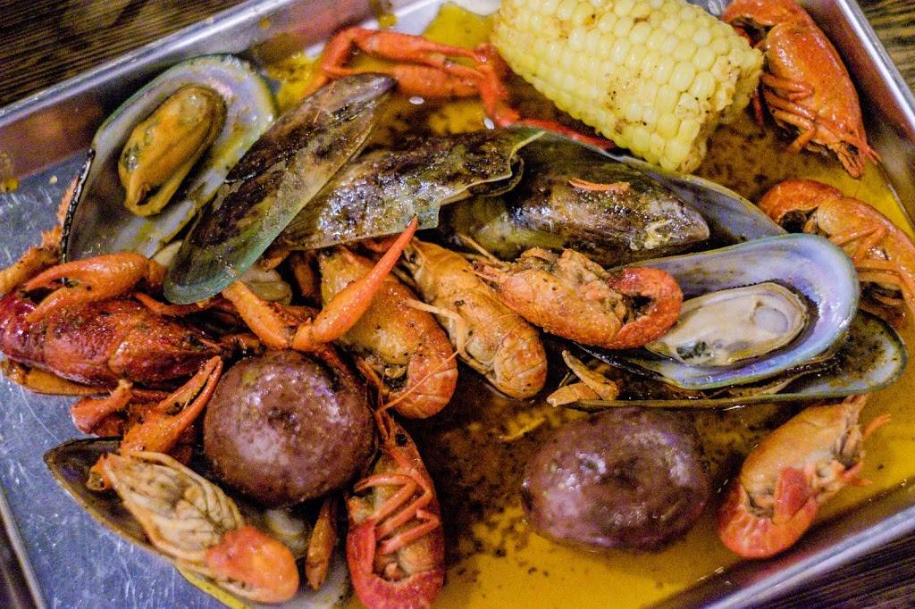 Jumbo Crab | restaurant | 1443 W Fullerton Ave, Chicago, IL 60614, USA | 7736616678 OR +1 773-661-6678