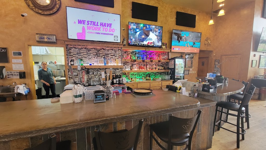 Silverleaf Café | restaurant | 7535 Falcon Crest Dr #300, Redmond, OR 97756, USA | 5415487558 OR +1 541-548-7558