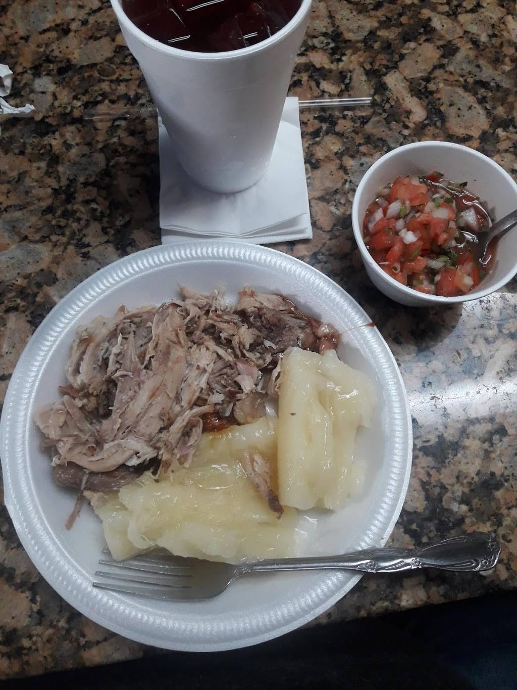 FM Cafeteria | restaurant | 12085 W Okeechobee Rd, Hialeah Gardens, FL 33018, USA | 3055585366 OR +1 305-558-5366