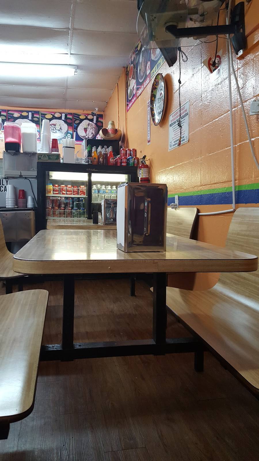 Taqueria Mexican Taco | restaurant | 2021 Speight Ave, Waco, TX 76706, USA | 2542357046 OR +1 254-235-7046