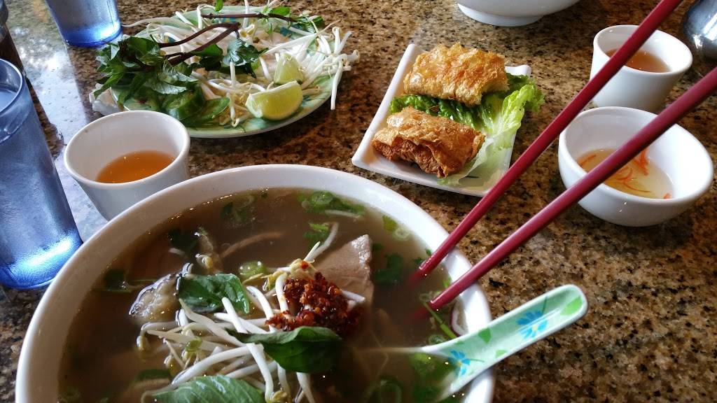 Phở Húng Restaurant | restaurant | 3120 SE 82nd Ave, Portland, OR 97266, USA | 5037720089 OR +1 503-772-0089