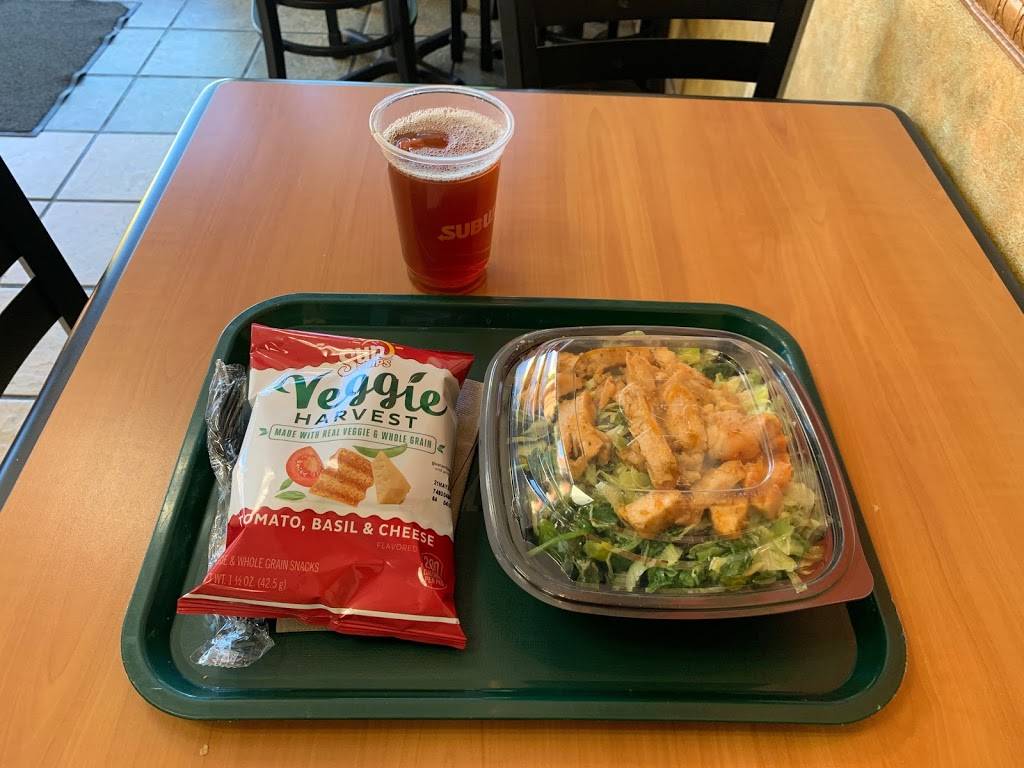 Subway | meal takeaway | 615 Bell St, Los Alamos, CA 93440, USA | 8053442721 OR +1 805-344-2721