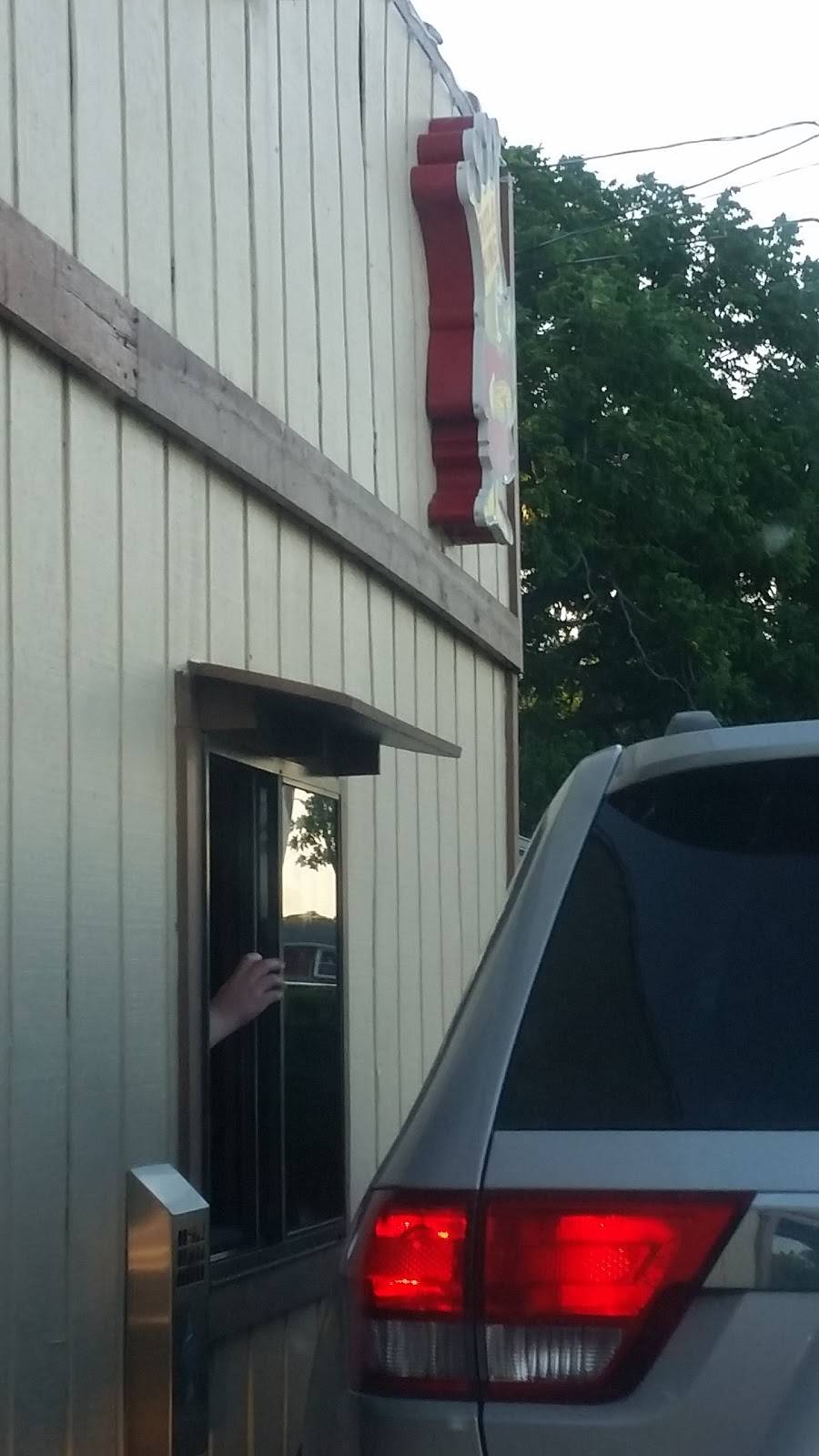 Pizza King | restaurant | 816 N Monticello St, Winamac, IN 46996, USA | 5749463456 OR +1 574-946-3456