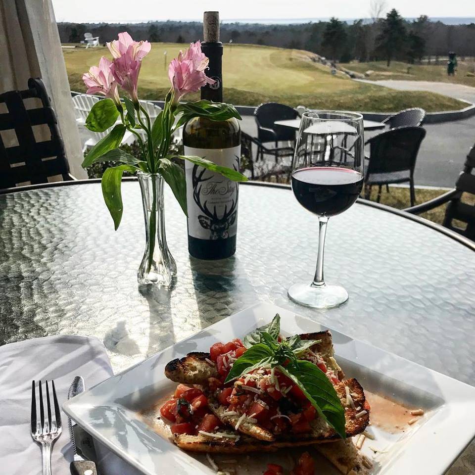 Sunset Grille at The Brookside Club | restaurant | 11 Brigadoone Rd, Bourne, MA 02532, USA | 5087430705 OR +1 508-743-0705