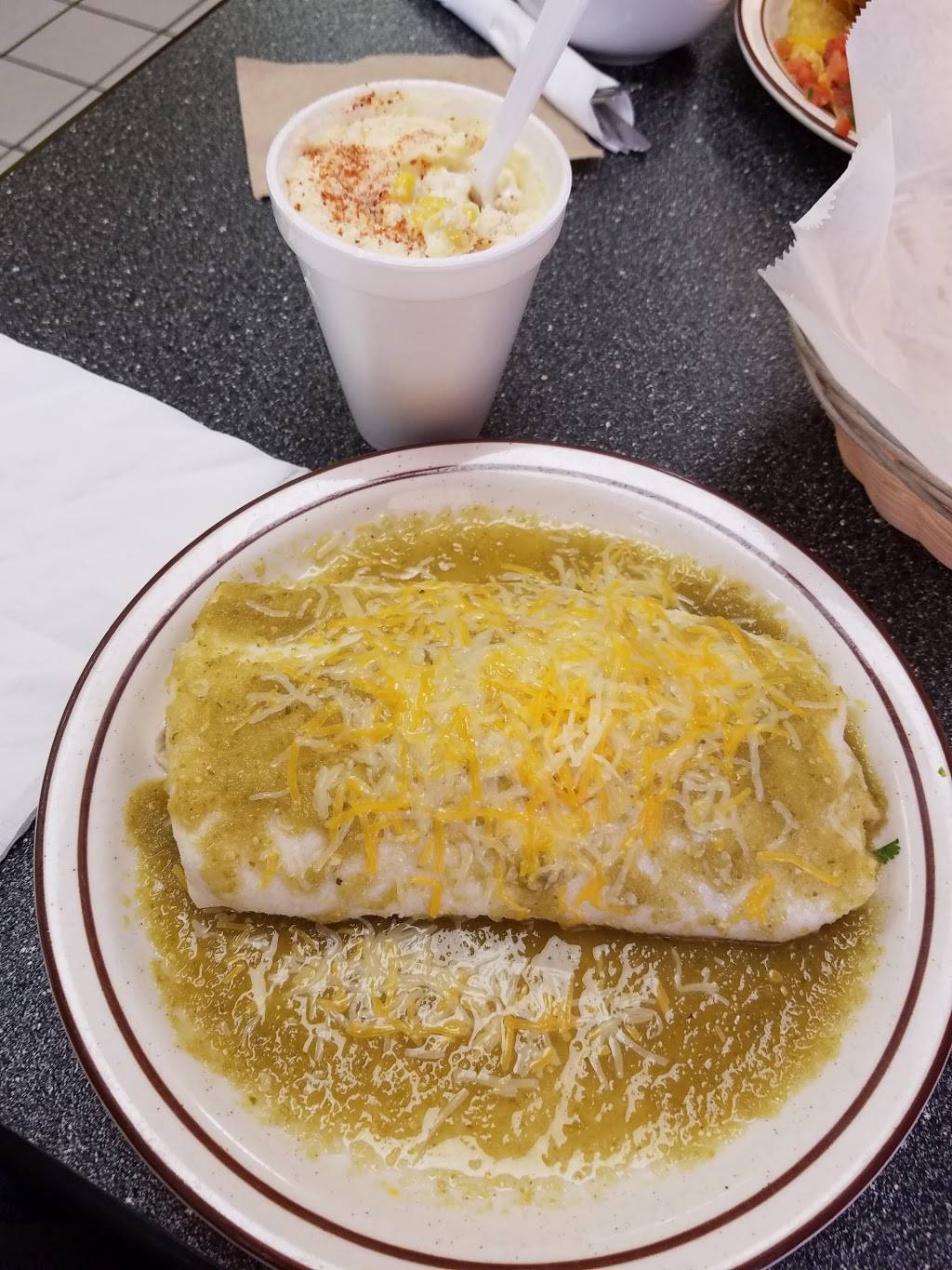 El Cerrito Mexican Restaurant | restaurant | 306 Sand Lake Road, Onalaska, WI 54650, USA | 6085199330 OR +1 608-519-9330