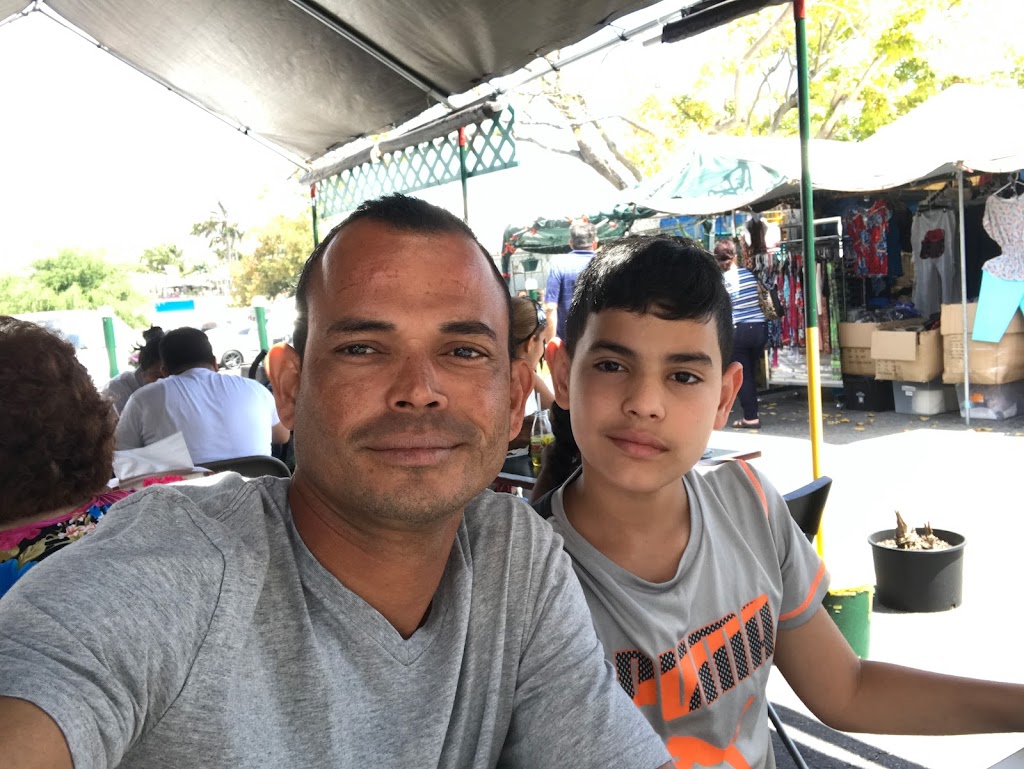 Ricos Antojitos | restaurant | Unnamed Road, Miami, FL 33126, USA | 3057817133 OR +1 305-781-7133