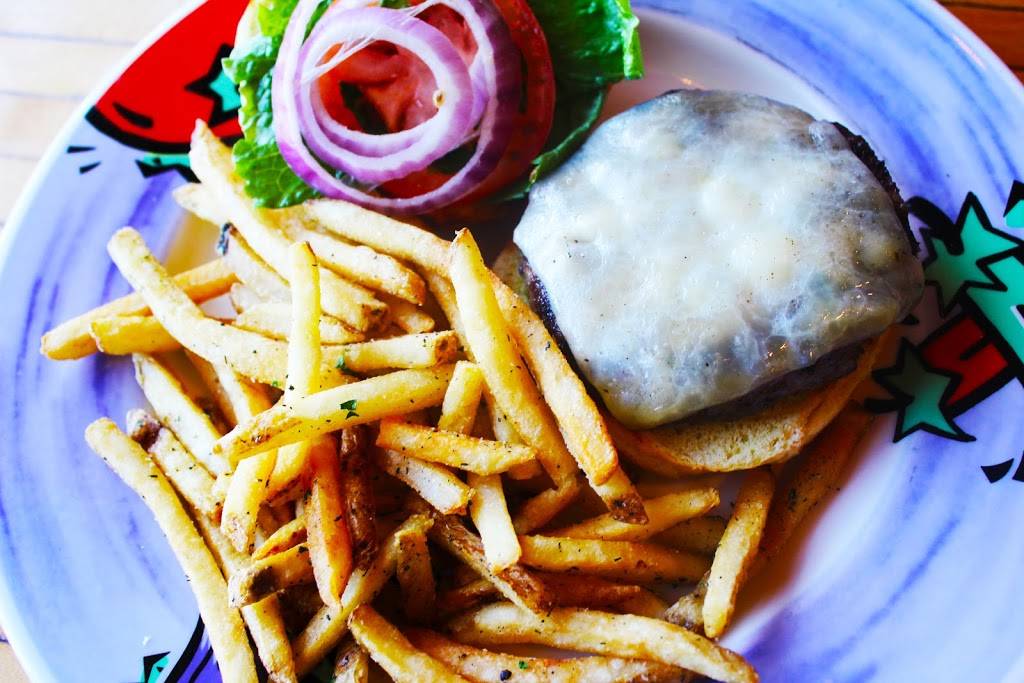 Islesford Dock Restaurant and Gallery | restaurant | 1 Main St, Islesford, ME 04646, USA | 2072447494 OR +1 207-244-7494