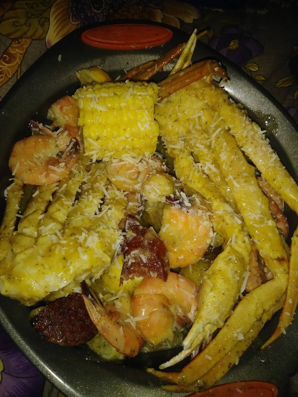 Crab General | restaurant | 921 Broad Ripple Ave, Indianapolis, IN 46220, USA | 3177572891 OR +1 317-757-2891