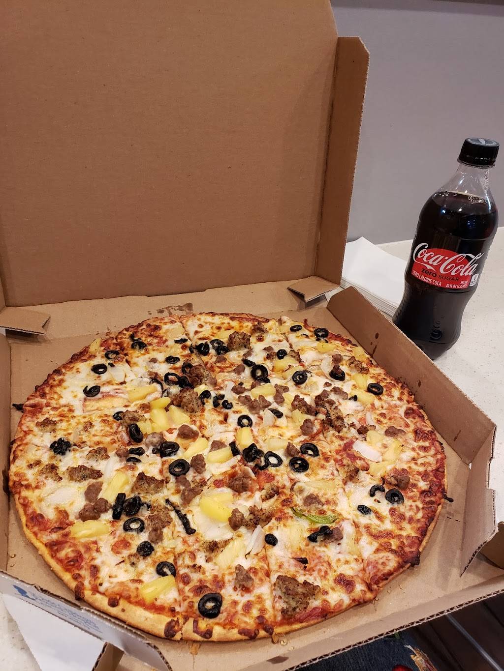 Dominos Pizza | meal delivery | 612 Eastern Blvd, Essex, MD 21221, USA | 4105744800 OR +1 410-574-4800