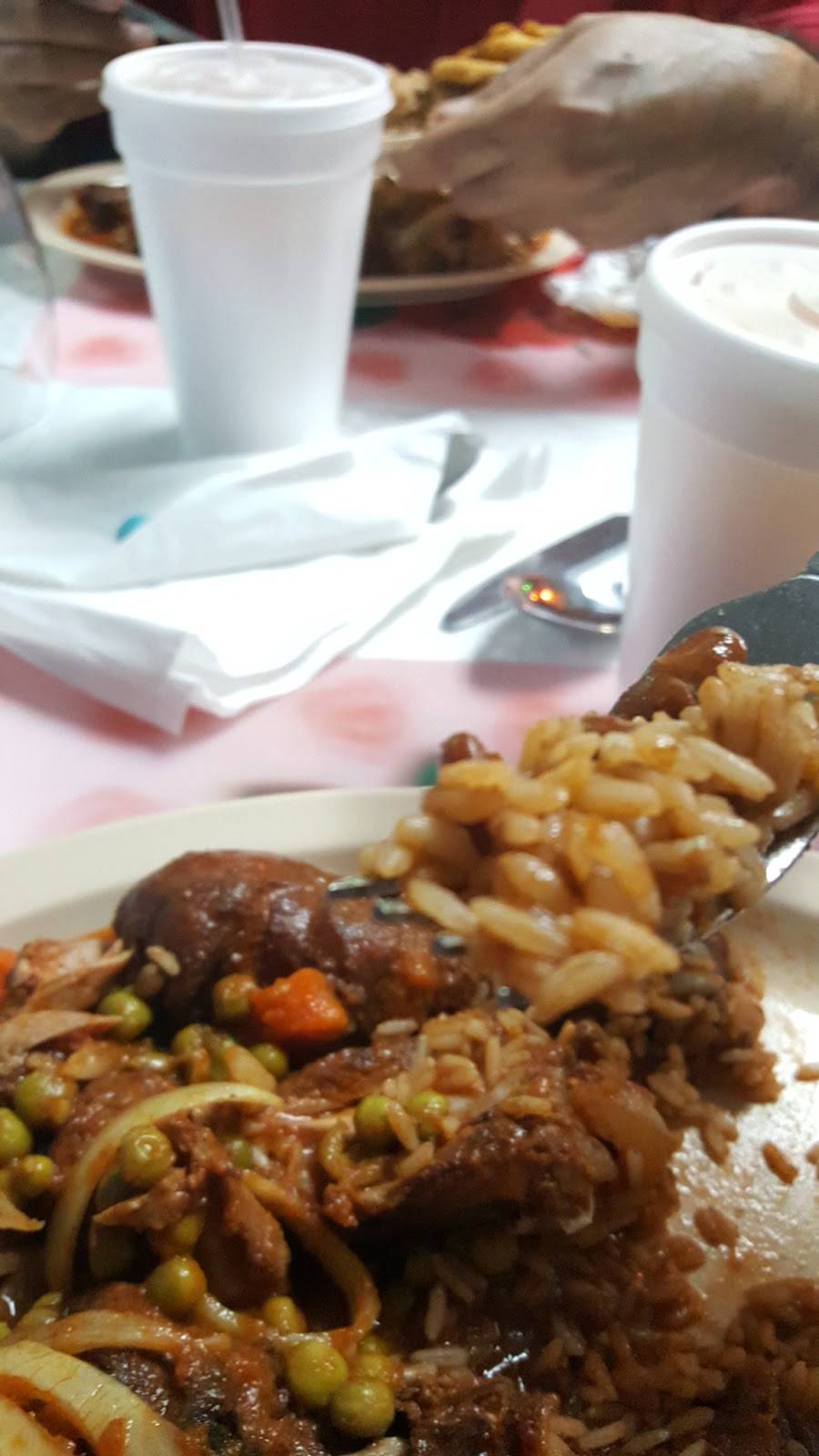 Au Bon Gout Restaurant | restaurant | 12051 W Dixie Hwy, North Miami, FL 33161, USA | 3058990507 OR +1 305-899-0507