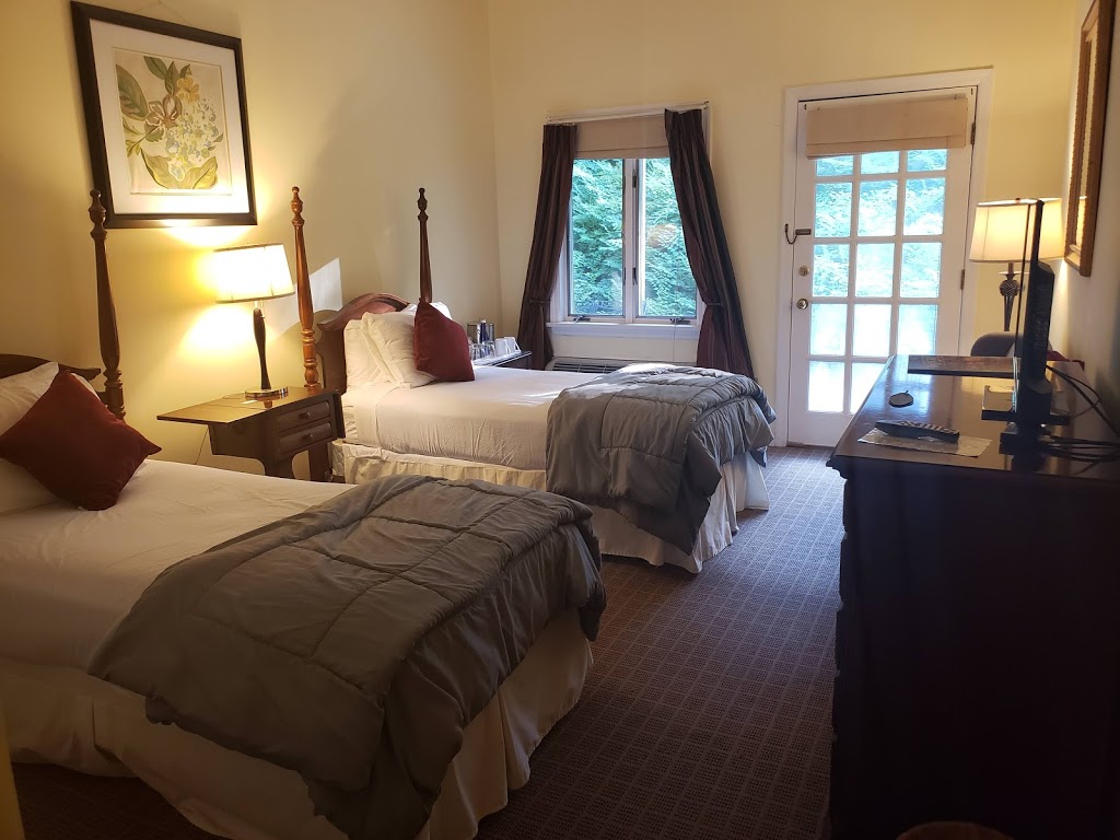 The Copper Beech Inn | restaurant | 46 Main St, Ivoryton, CT 06442, USA | 8607670330 OR +1 860-767-0330