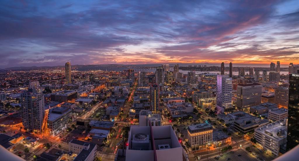 University Club Atop Symphony Towers | restaurant | 750 B St #3400, San Diego, CA 92101, USA | 6192345200 OR +1 619-234-5200