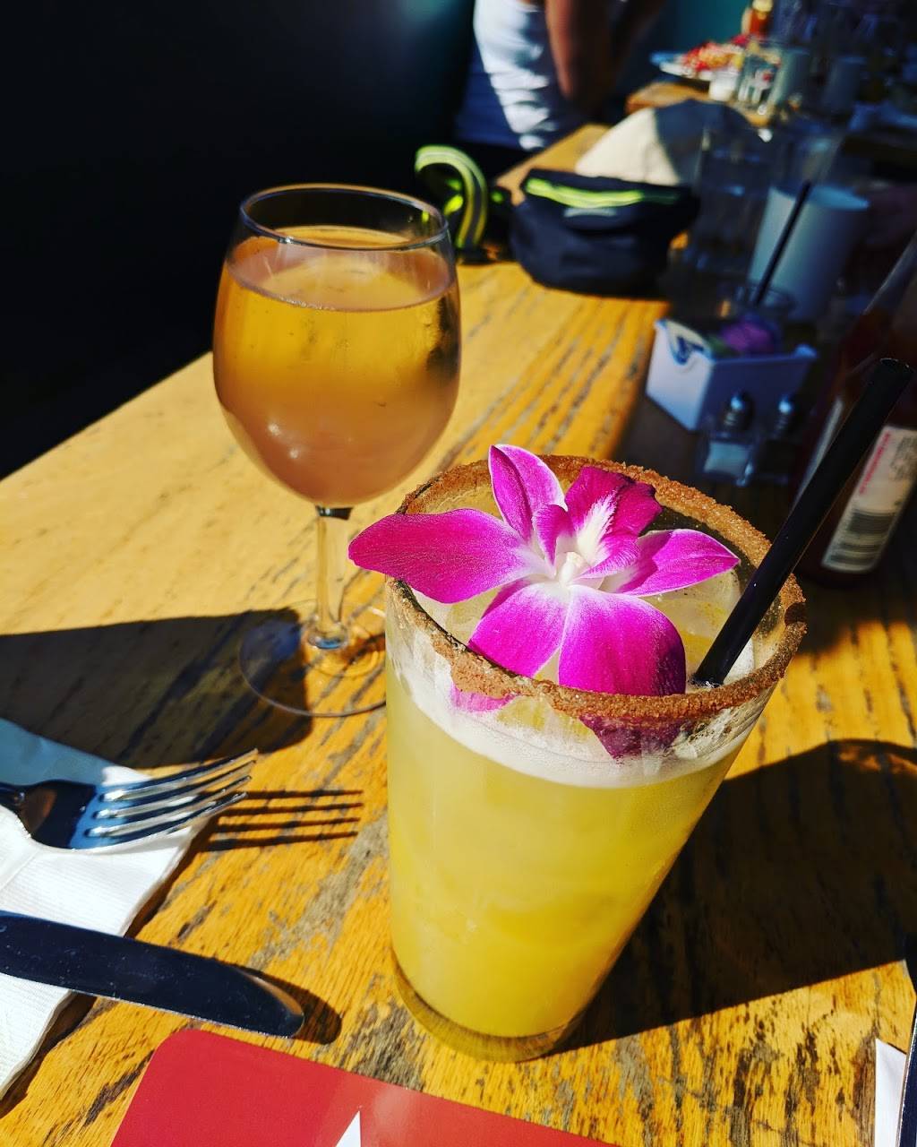 No Ka Oi | restaurant | 215 Main St, Huntington Beach, CA 92648, USA | 7149608300 OR +1 714-960-8300