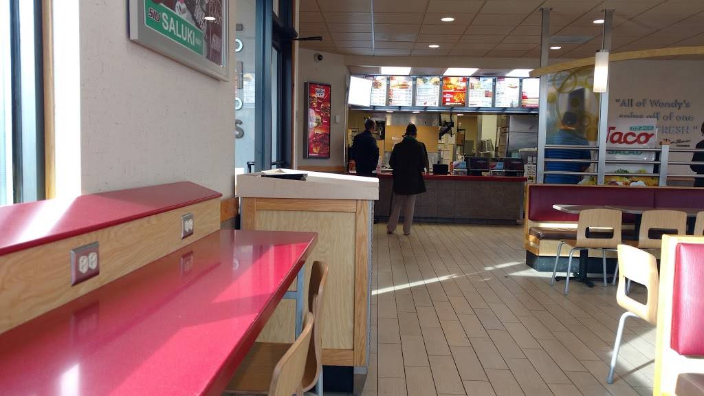 Wendys | restaurant | 412 E Walnut St Ave, Carbondale, IL 62901, USA | 6185666237 OR +1 618-566-6237