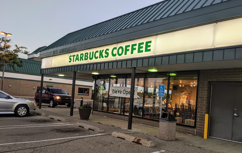 Starbucks | cafe | 704-708 W 98th St, Bloomington, MN 55420, USA | 9528819877 OR +1 952-881-9877