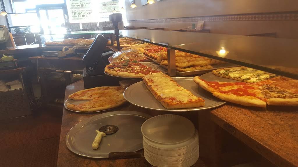 Alitalia | restaurant | 532 Montauk Hwy, Center Moriches, NY 11934, USA | 6318743810 OR +1 631-874-3810