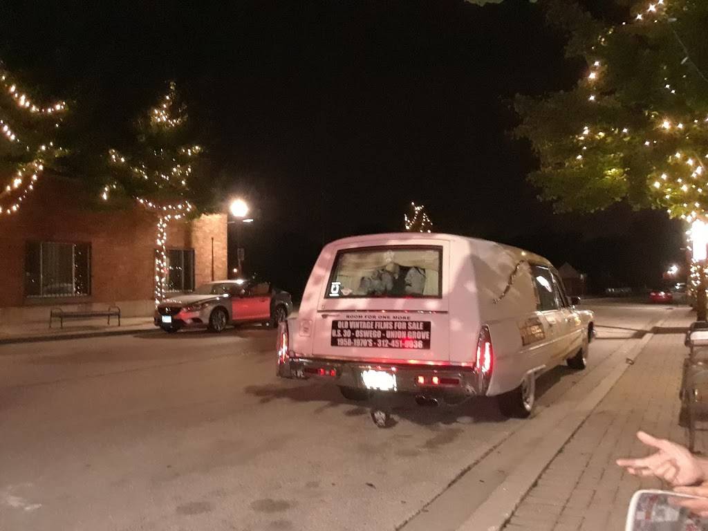 Lom-Ling Restaurant | restaurant | 2231, 108 W St Charles Rd, Lombard, IL 60148, USA | 6306272888 OR +1 630-627-2888