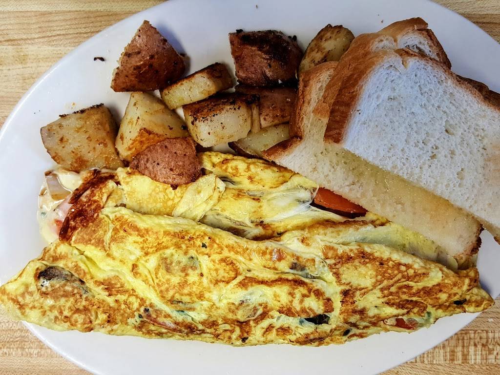 Miss Worcester Diner | restaurant | 300 Southbridge St, Worcester, MA 01608, USA | 5087535600 OR +1 508-753-5600